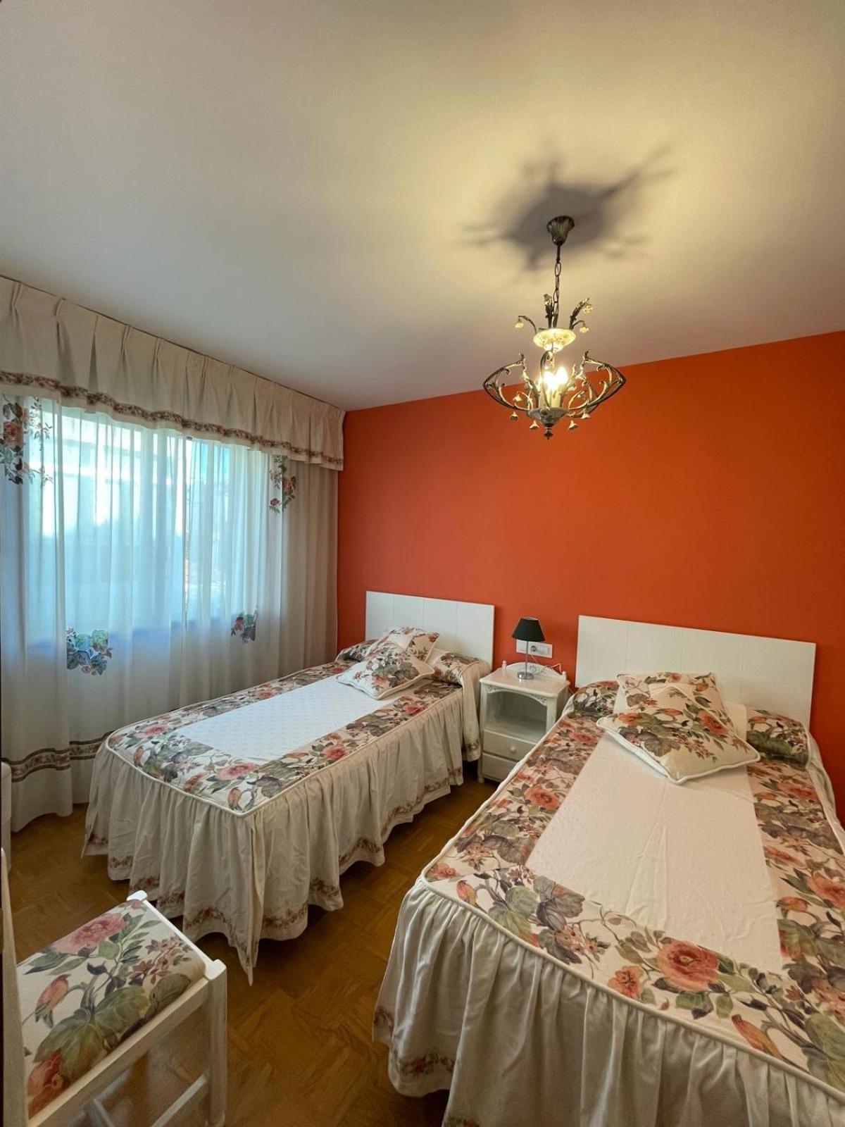Apartamento Curros Enriquez 캄바도스 외부 사진